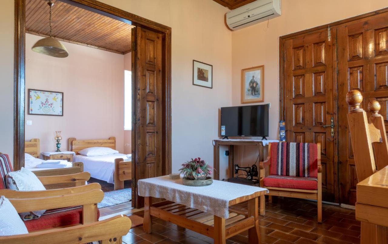 Andrea'S Traditional House Corfu  ภายนอก รูปภาพ