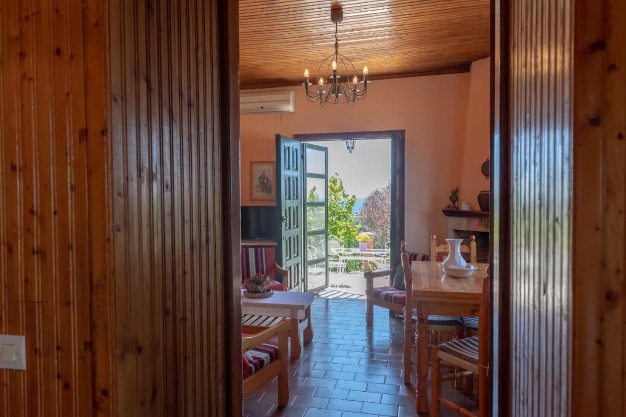 Andrea'S Traditional House Corfu  ภายนอก รูปภาพ